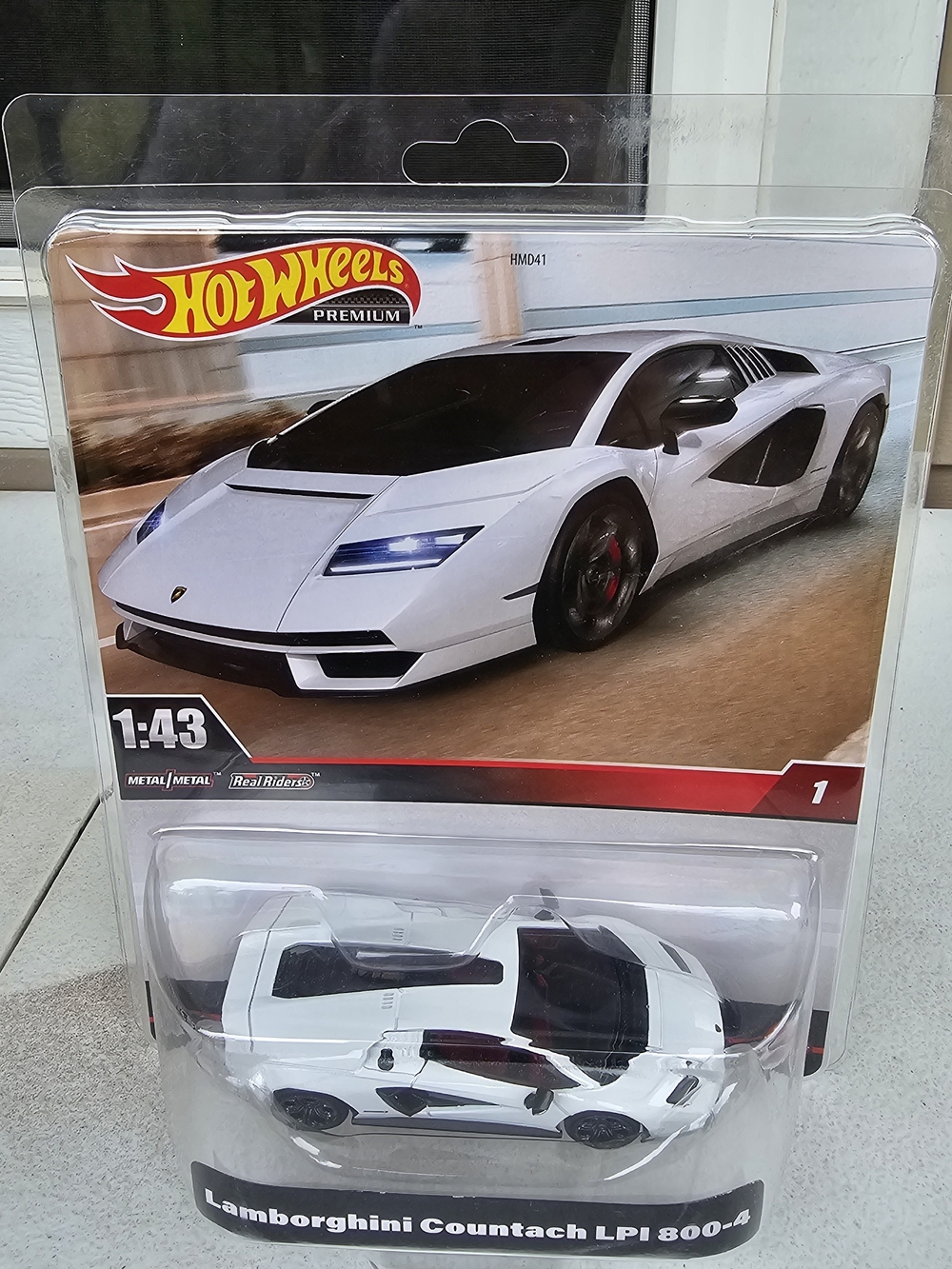 Riders by Lee White & Black Lamborghini Countach LPI 800-4 Die-Cast Toy